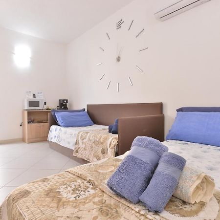 Izzhome New One 普拉 外观 照片